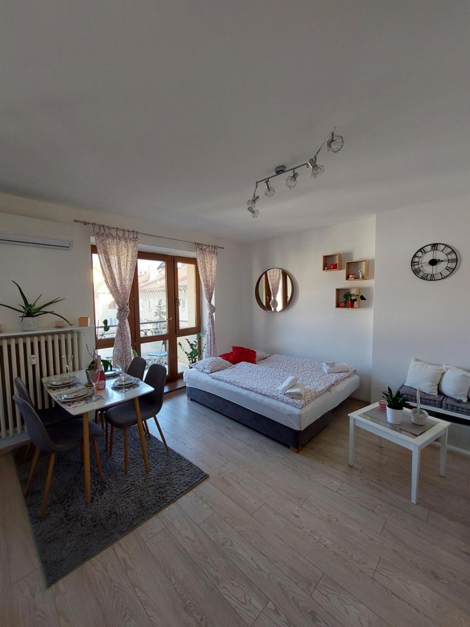Emily Apartment Košice Zimmer foto
